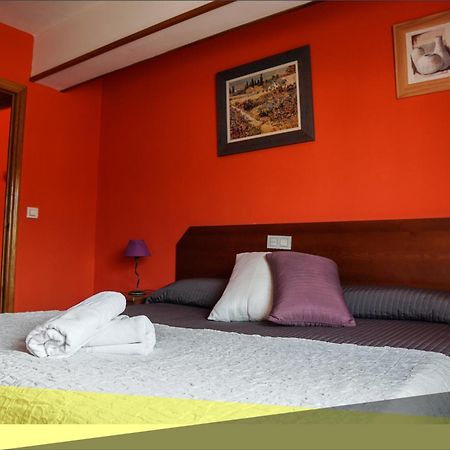 Apartamentos Fermin Cangas de Onis Exterior photo