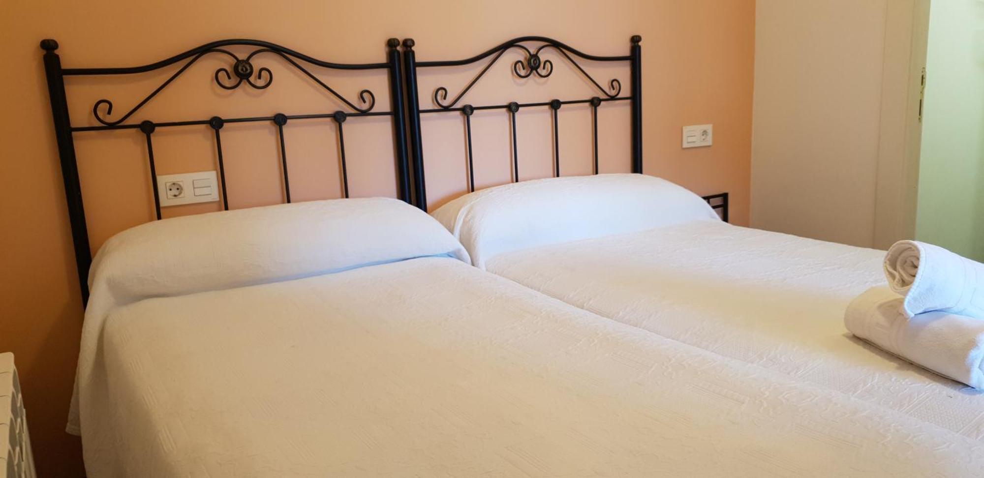 Apartamentos Fermin Cangas de Onis Exterior photo