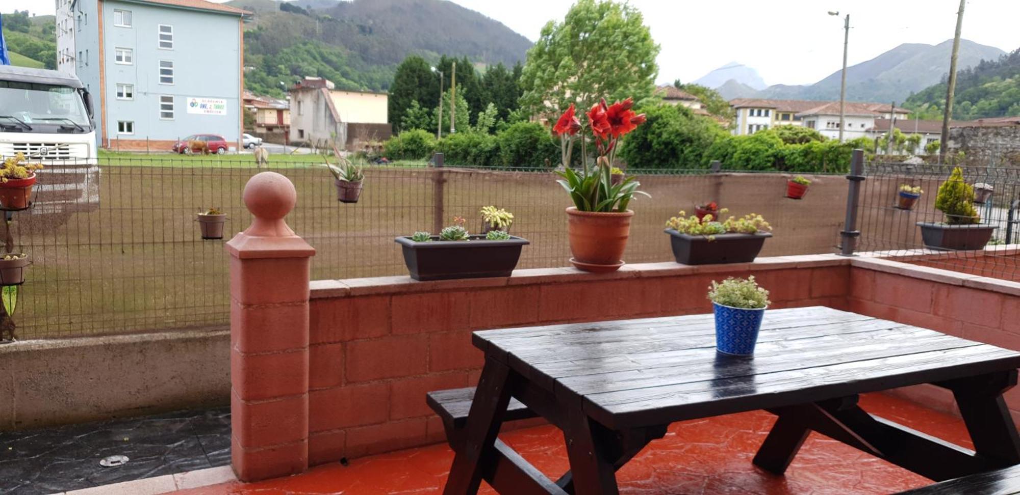 Apartamentos Fermin Cangas de Onis Exterior photo